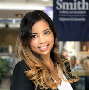 Meet your Posher, Carolina